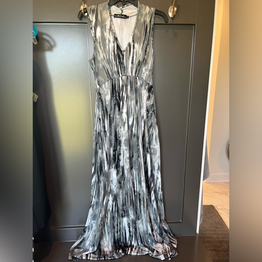 Neesha Maxi Dress
